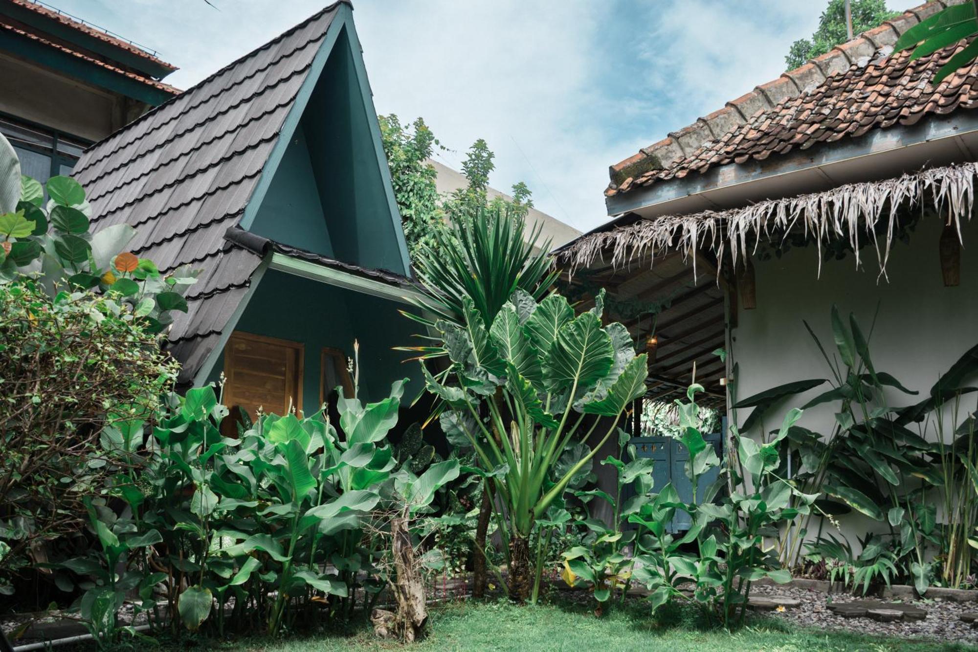 Ranasa Yogyakarta Hostel Exterior photo